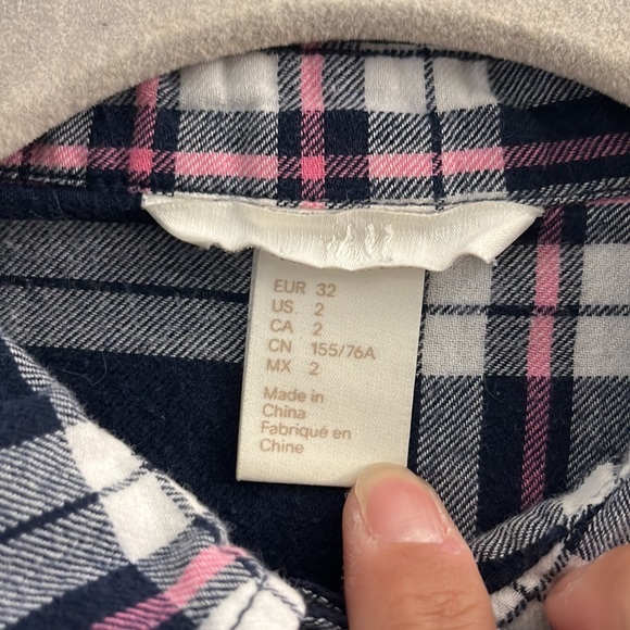 H&M long sleeve shirt - Picture 3 of 7